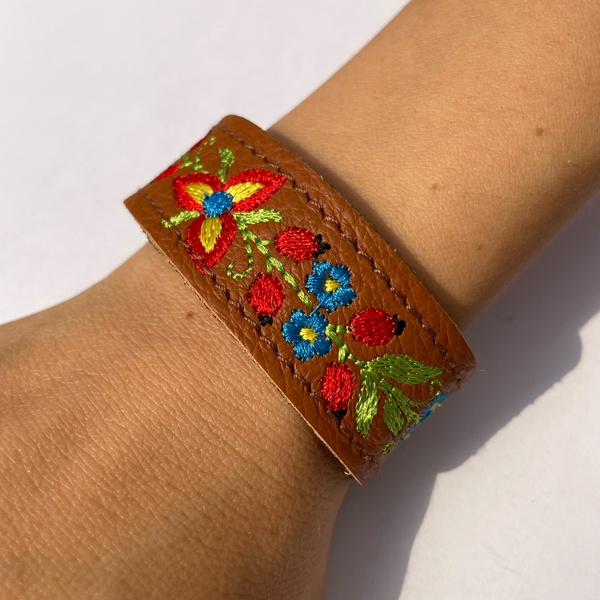 Embroidered Leather Bracelet, Brown 11000641-3 photo