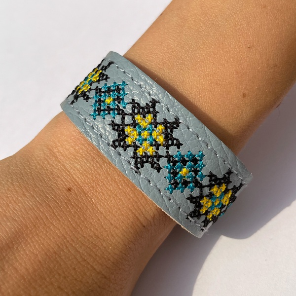 Embroidered Leather Bracelet, Grey 110006415 photo